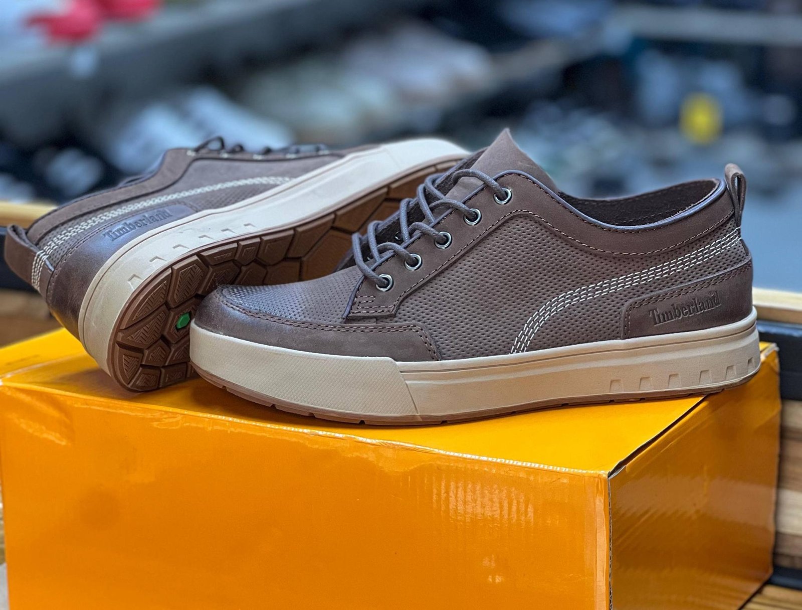 TL Monarch Urban Sneakers - Image 15