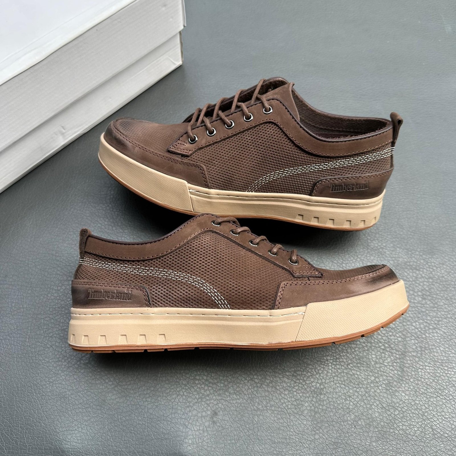 TL Monarch Urban Sneakers - Image 19