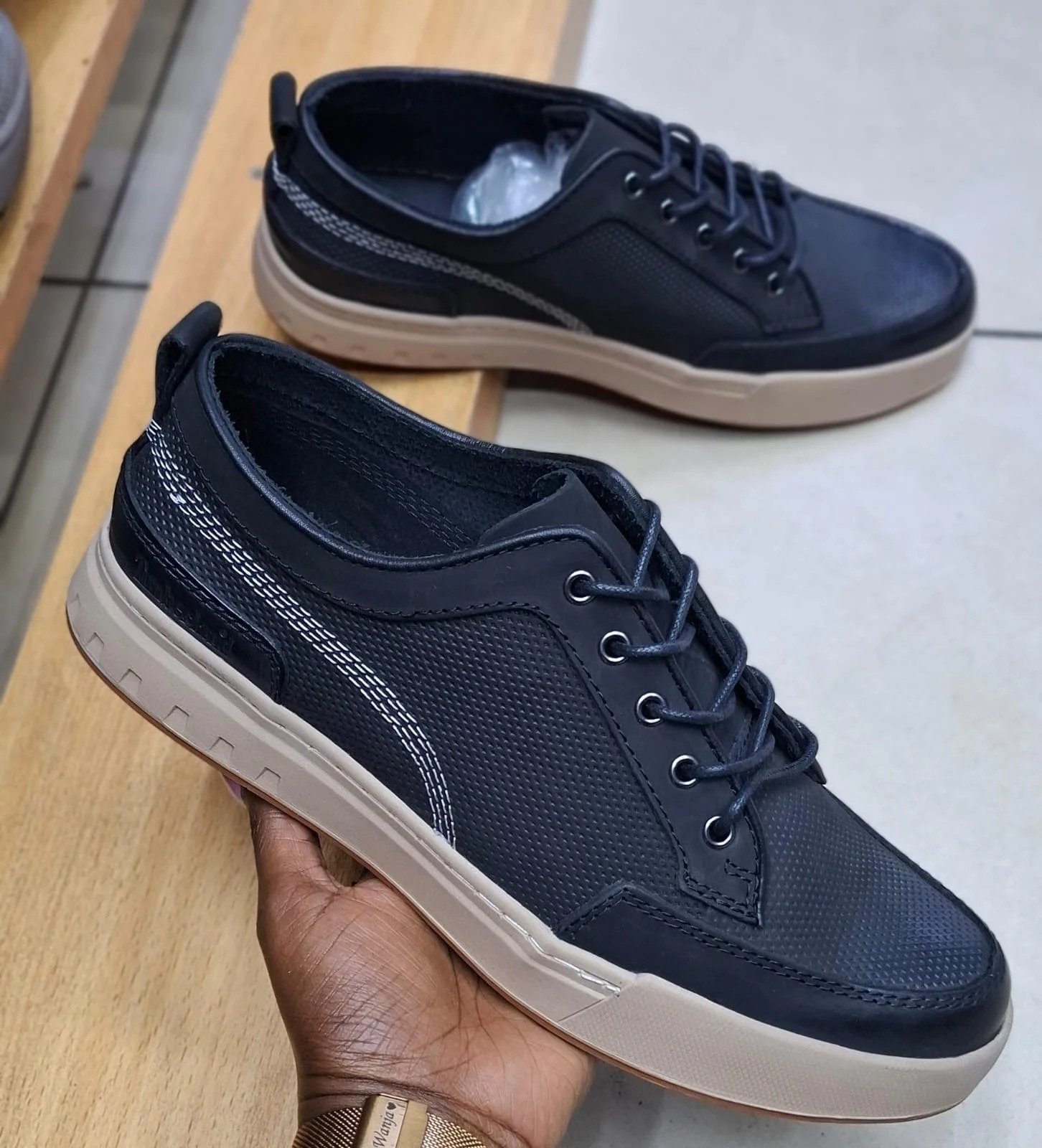 TL Monarch Urban Sneakers - Image 4