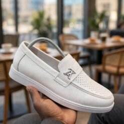 Men's Textured Leather Buckle Loafers