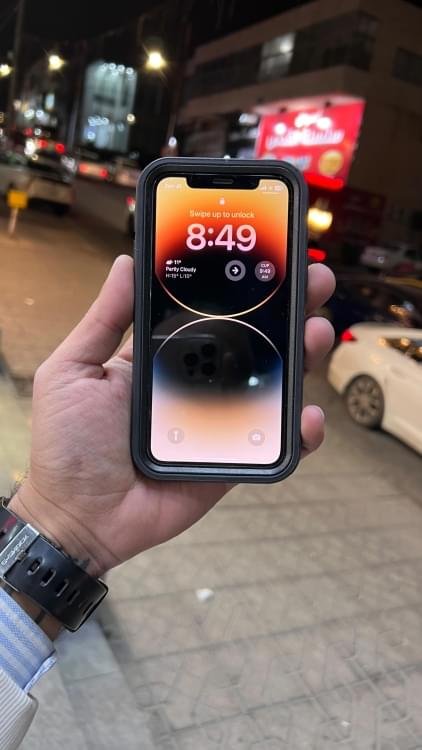 OtterBox Defender Series Pro Case for Apple iPhone Series - Black - Image 17