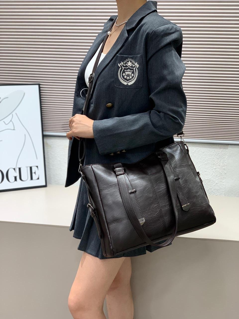 arge Capacity Quality Classic Quilted Business Style Cross Shoulder PU Leather Tote Bag - Image 6