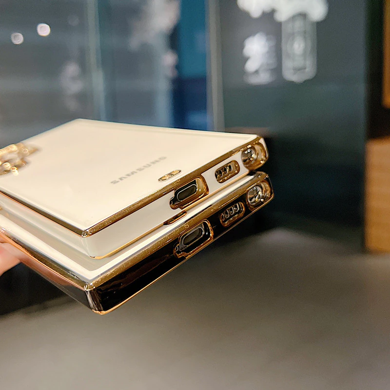 Luxury Plating Transparent Silicone Soft Phone Case for Samsung Galaxy S21 Ultra - Image 5