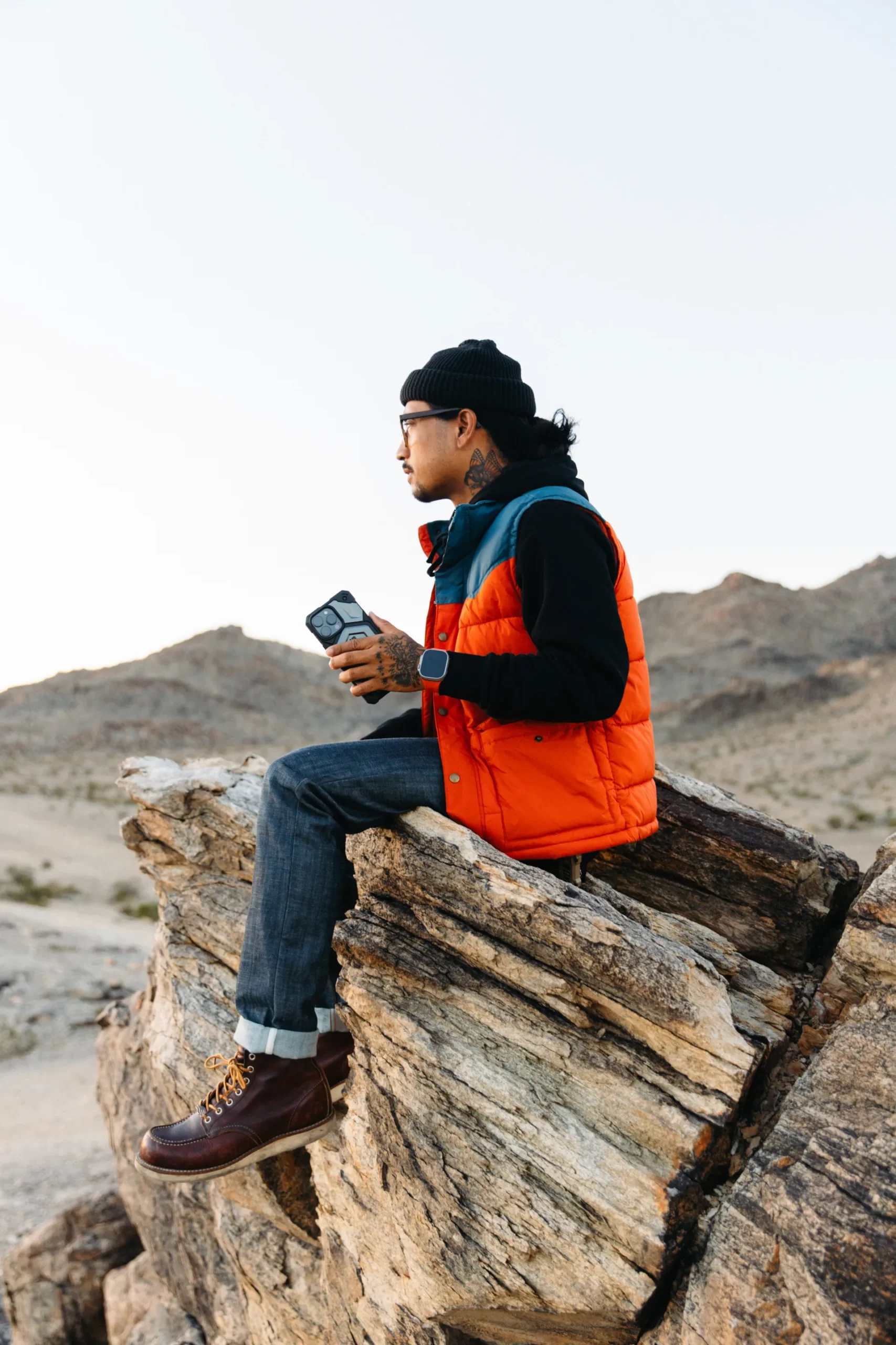 UAG Monarch Rugged Shockproof Dropproof Premium MagSafe Compatible Case Cover For iPhone 14 Series - Image 21