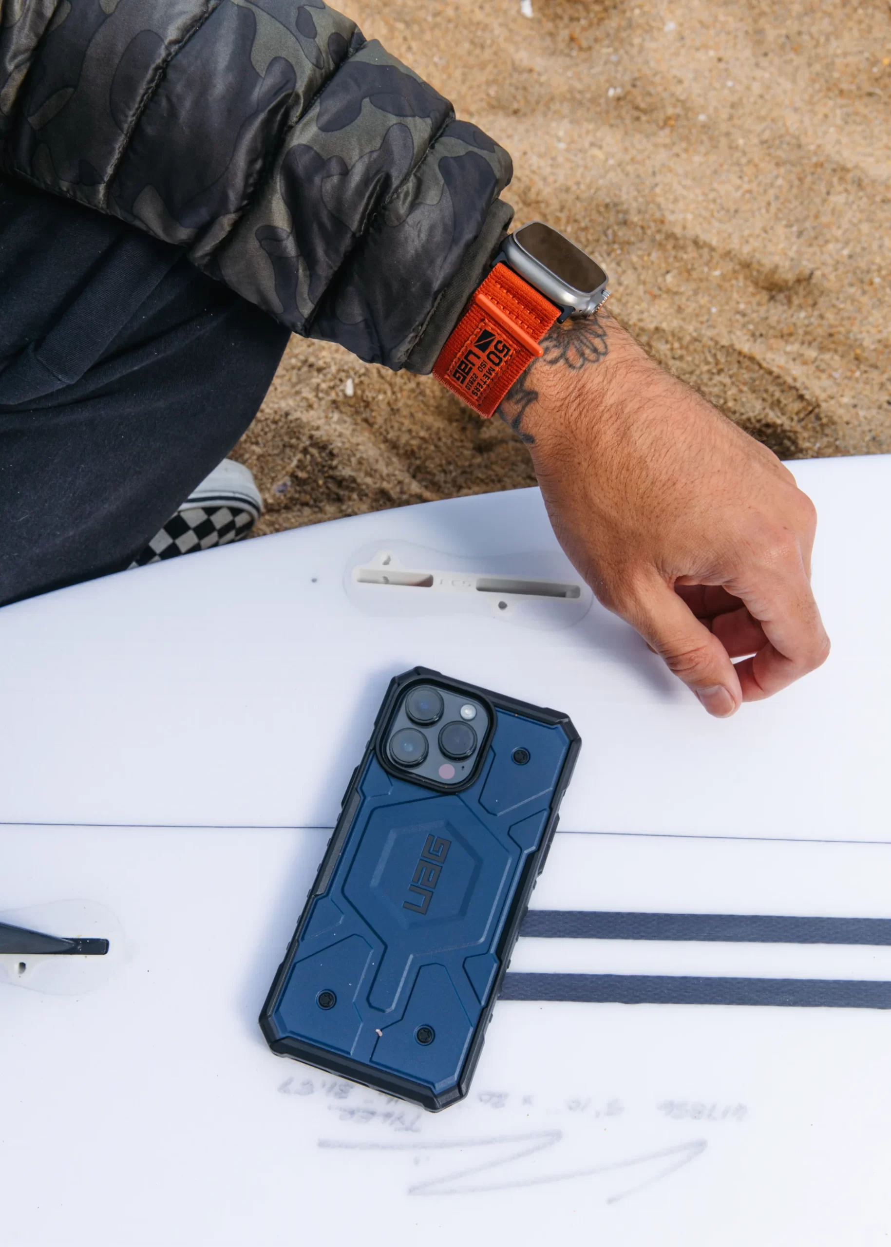 UAG Monarch Rugged Shockproof Dropproof Premium MagSafe Compatible Case Cover For iPhone 14 Series - Image 3