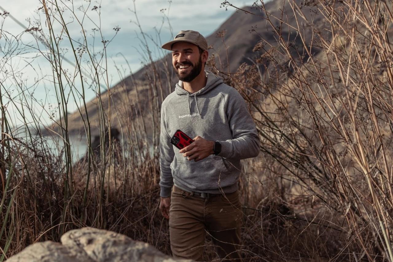 UAG Monarch Series iPhone 11  Series Case - Image 17