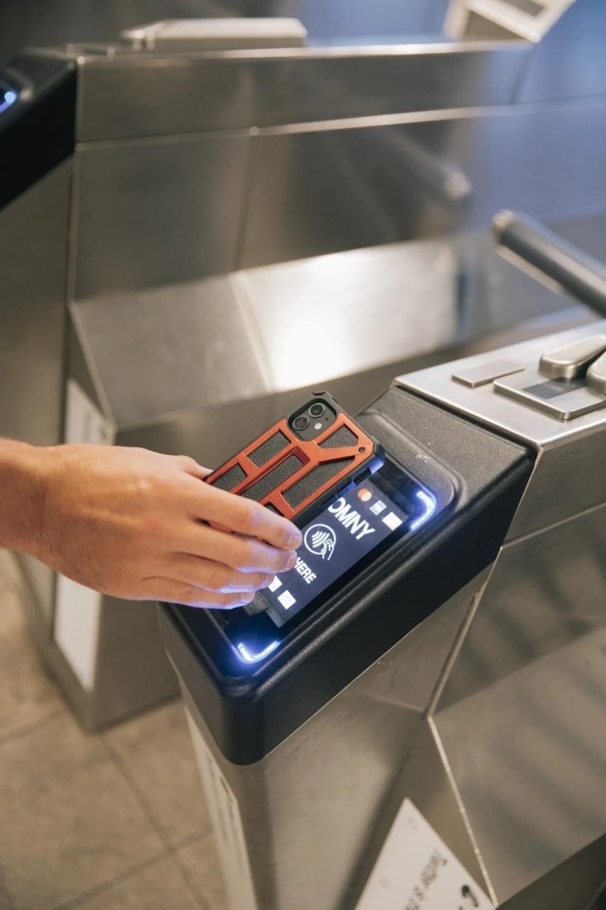 UAG Monarch Series iPhone 11  Series Case - Image 16