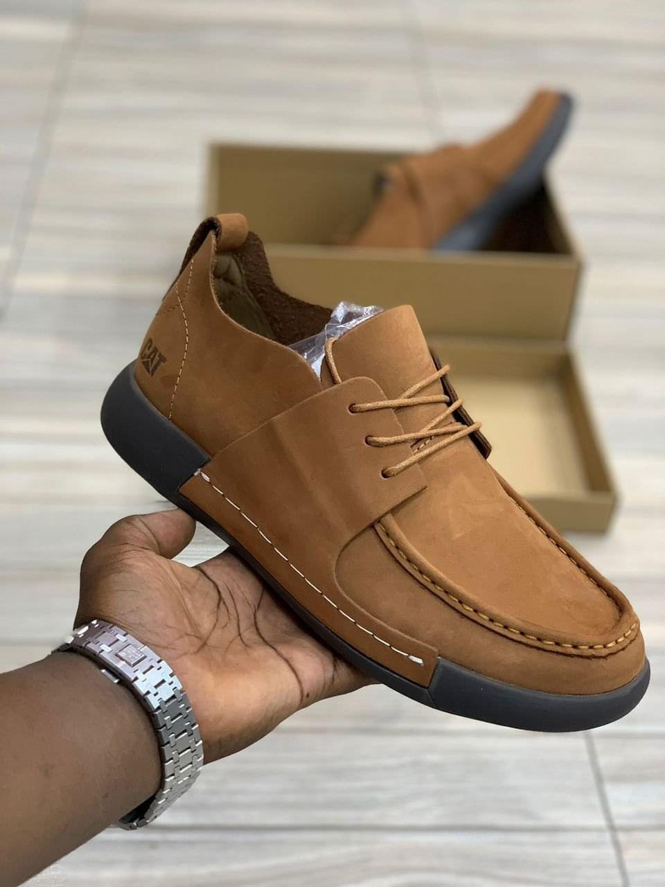 CT Men’s Hex Casual Moc-Toe Oxford - Image 2